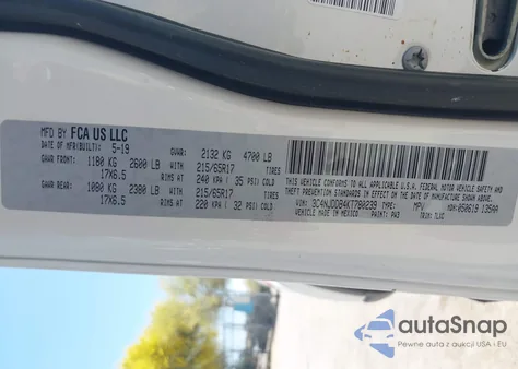 2019 Jeep Compass Trailhawk 4X4 z USA, uszkodzony, nr VIN 3C4NJDDB4KT780239